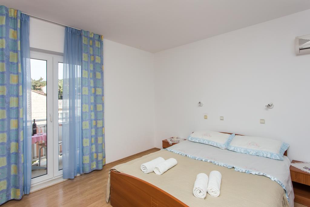 Apartments Mira Mlini Exterior photo